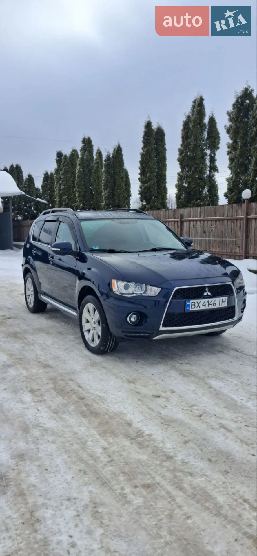 Mitsubishi Outlander, 2011