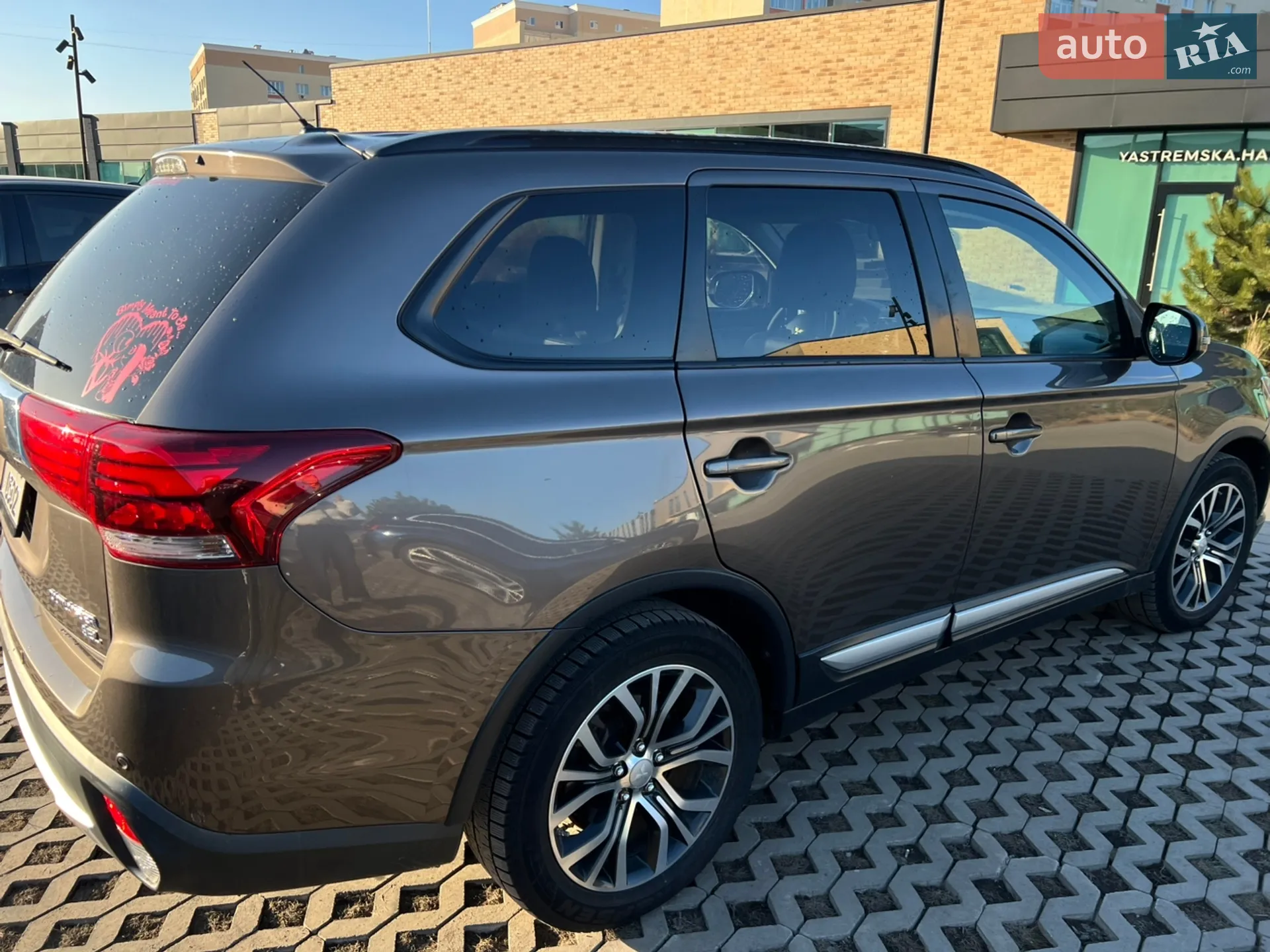 Mitsubishi Outlander, 2016