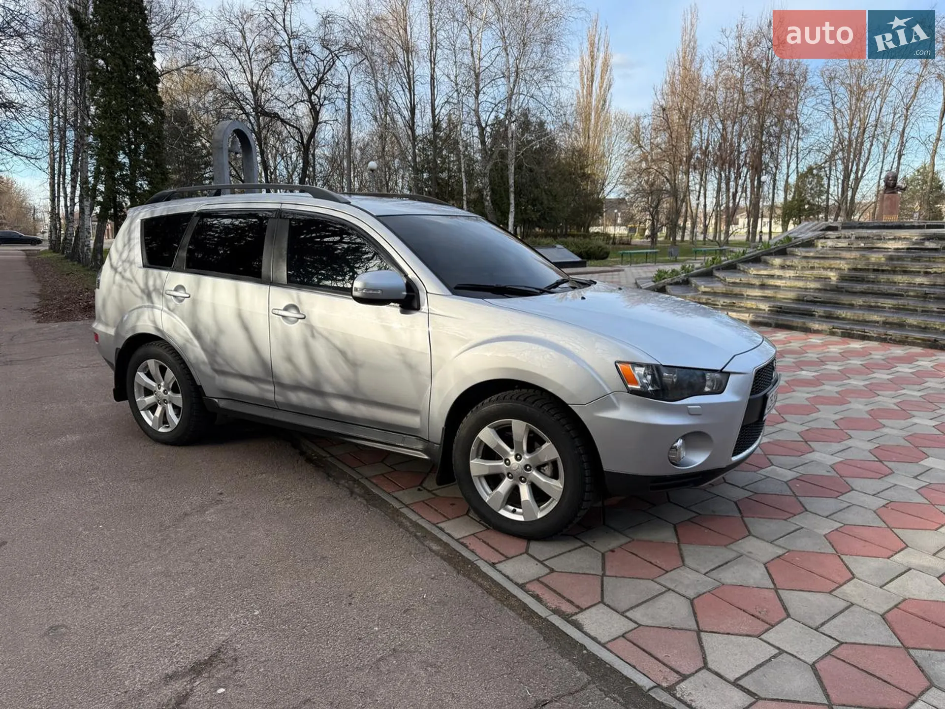 Mitsubishi Outlander, 2011