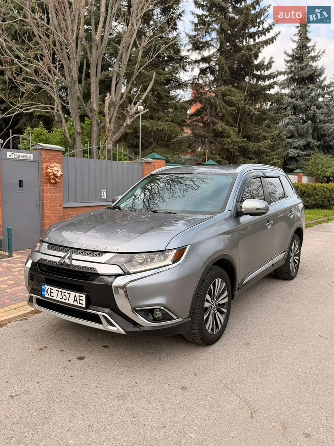 Mitsubishi Outlander, 2019