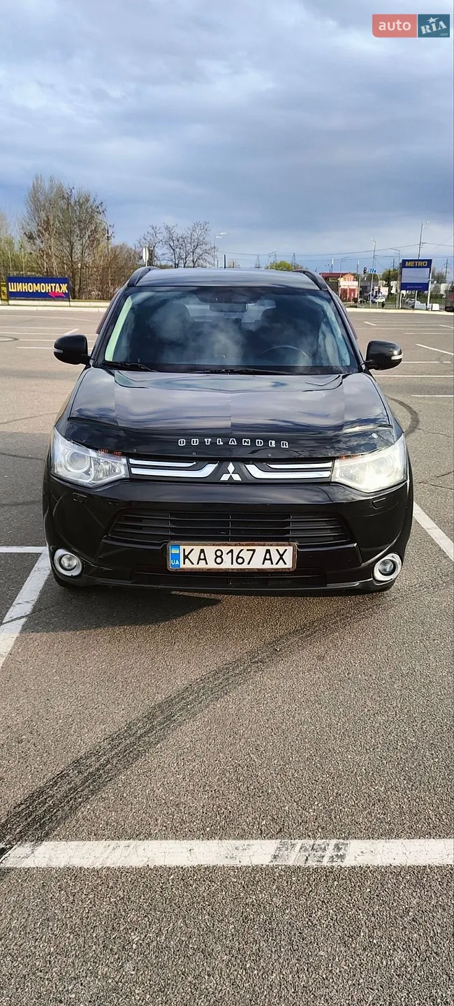 Mitsubishi Outlander, 2013