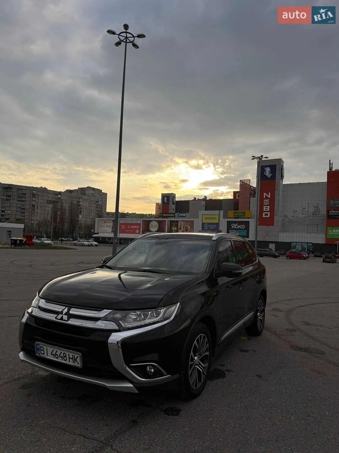 Mitsubishi Outlander, 2015