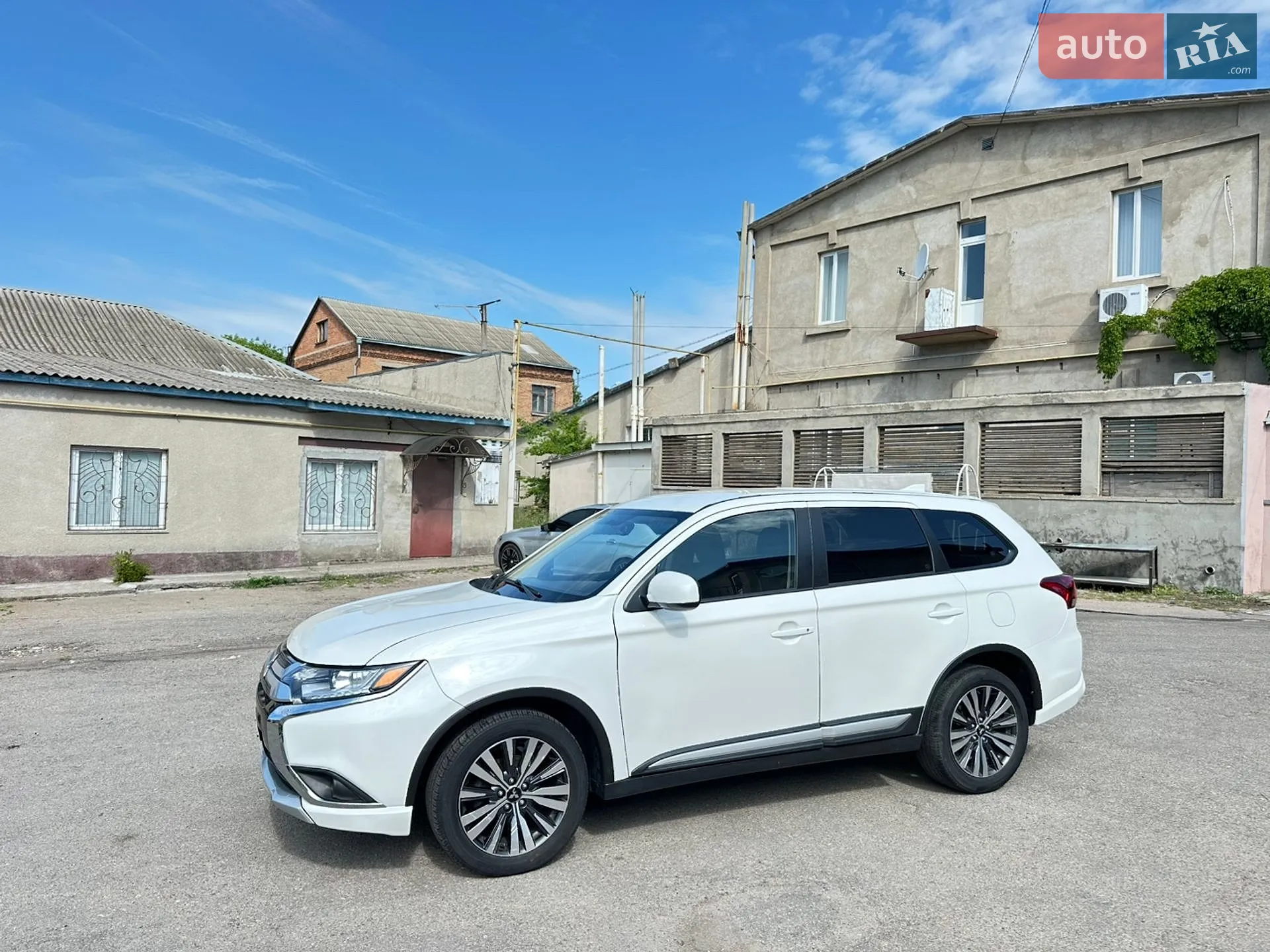 Mitsubishi Outlander, 2020