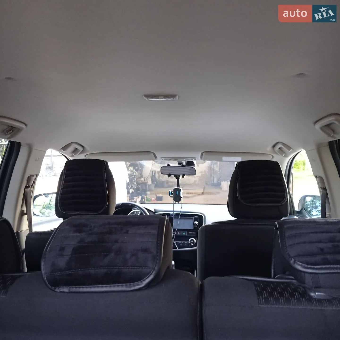 Mitsubishi Outlander, 2012