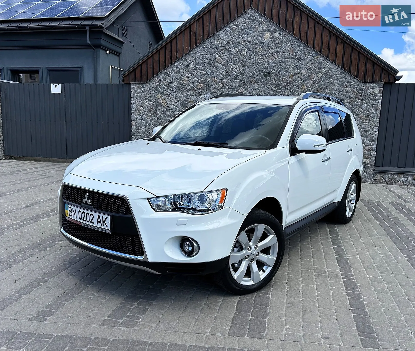 Mitsubishi Outlander, 2011