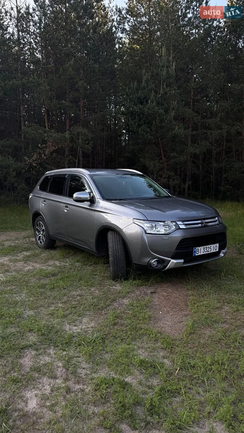 Mitsubishi Outlander, 2014