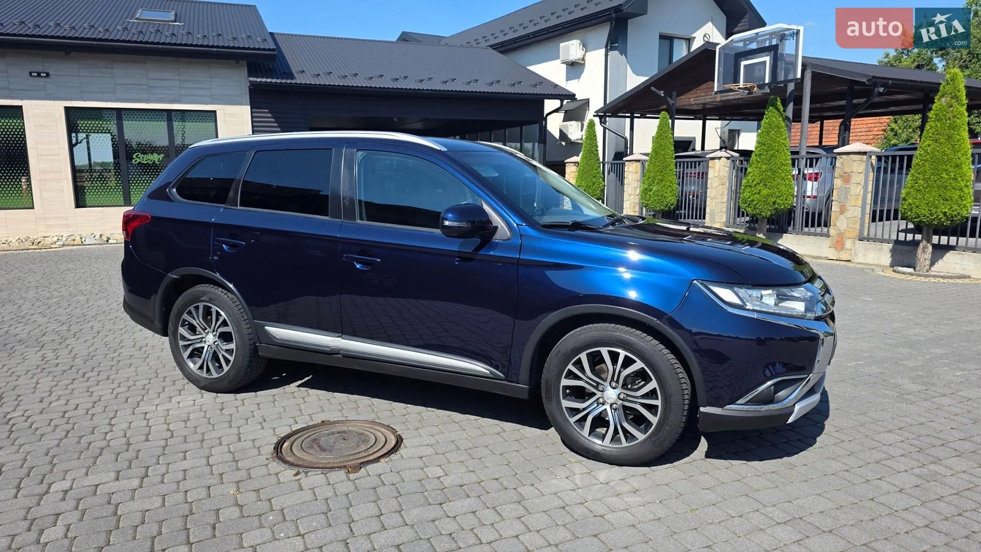 Mitsubishi Outlander, 2016