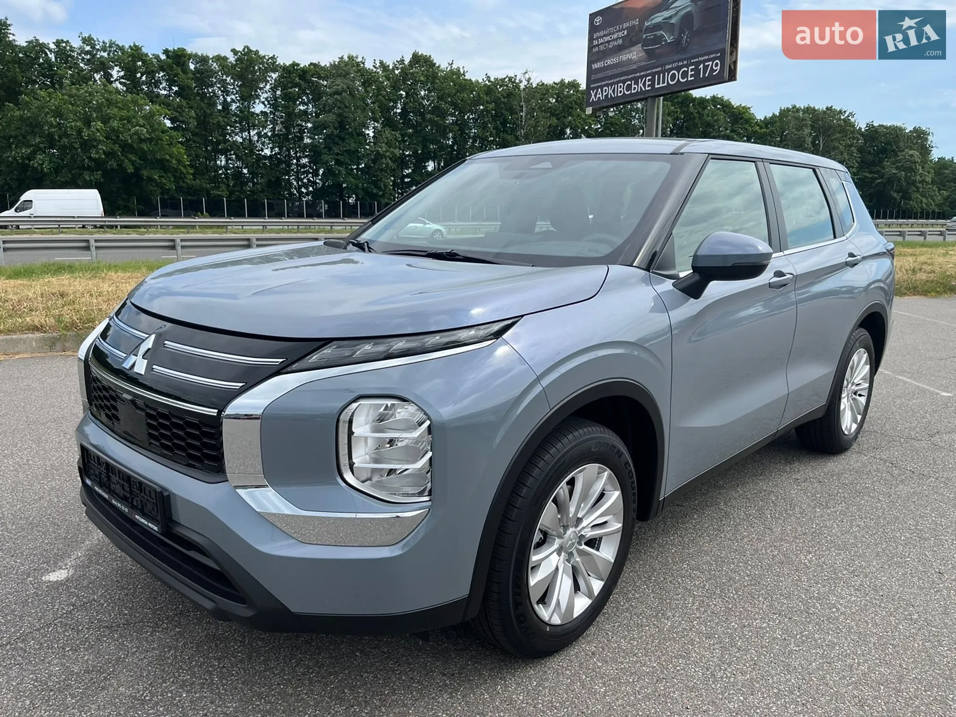Mitsubishi Outlander, 2025