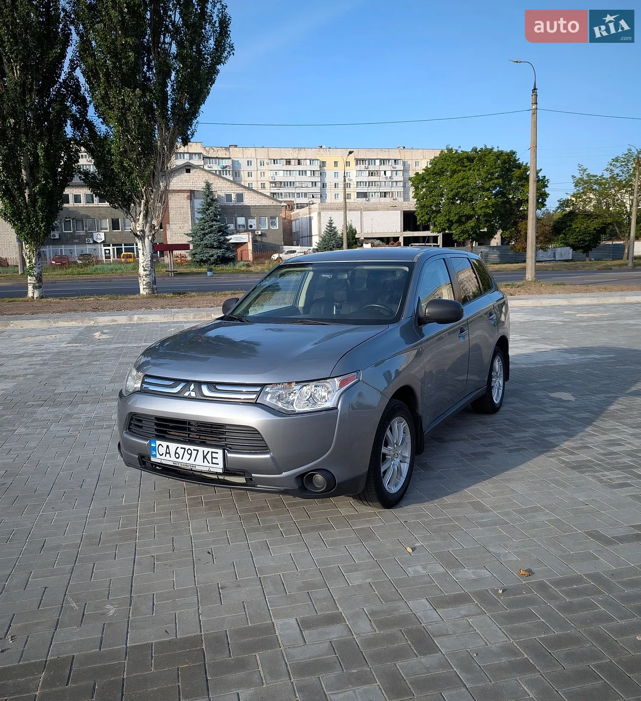 Mitsubishi Outlander, 2013