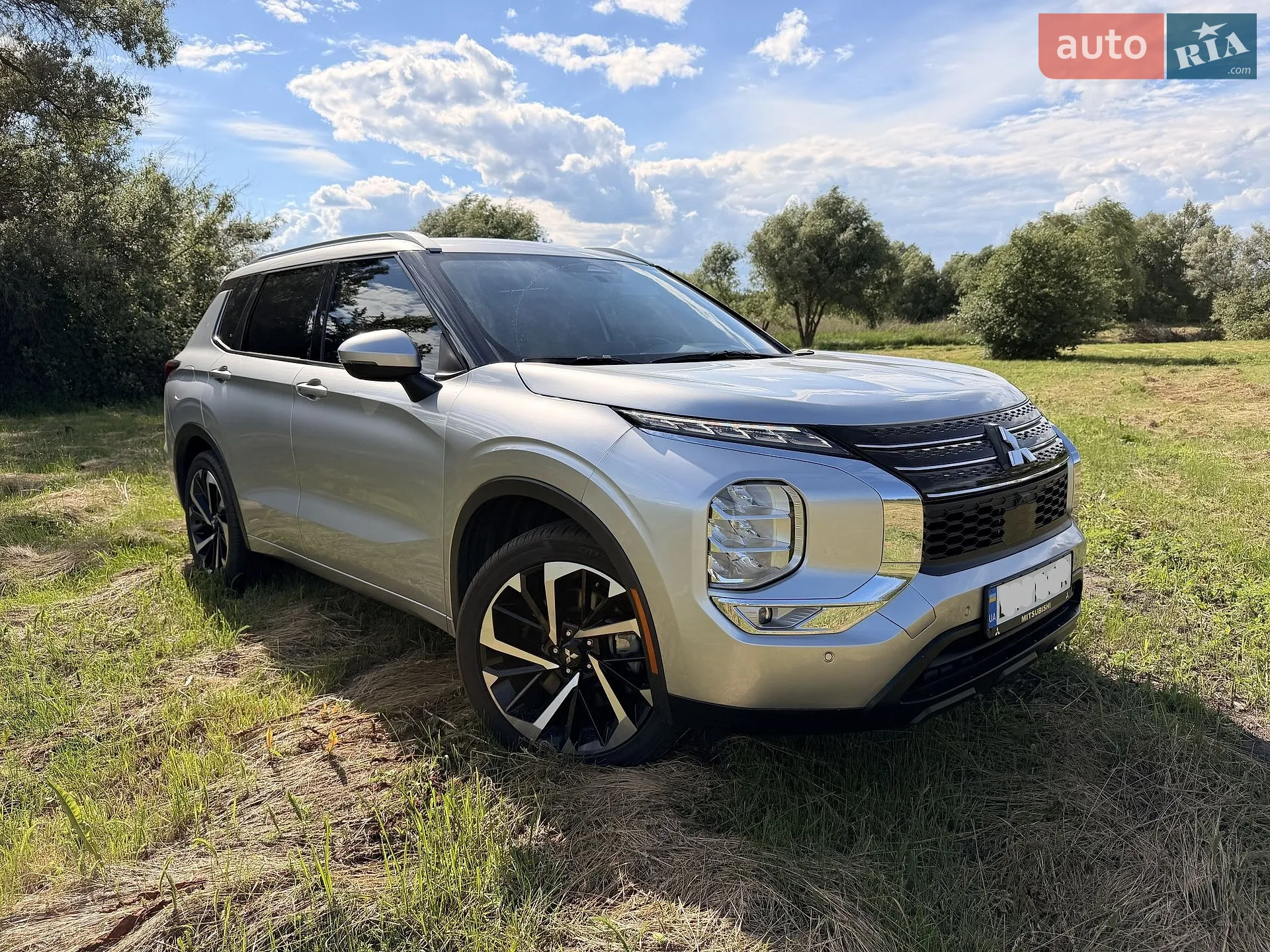 Mitsubishi Outlander, 2022