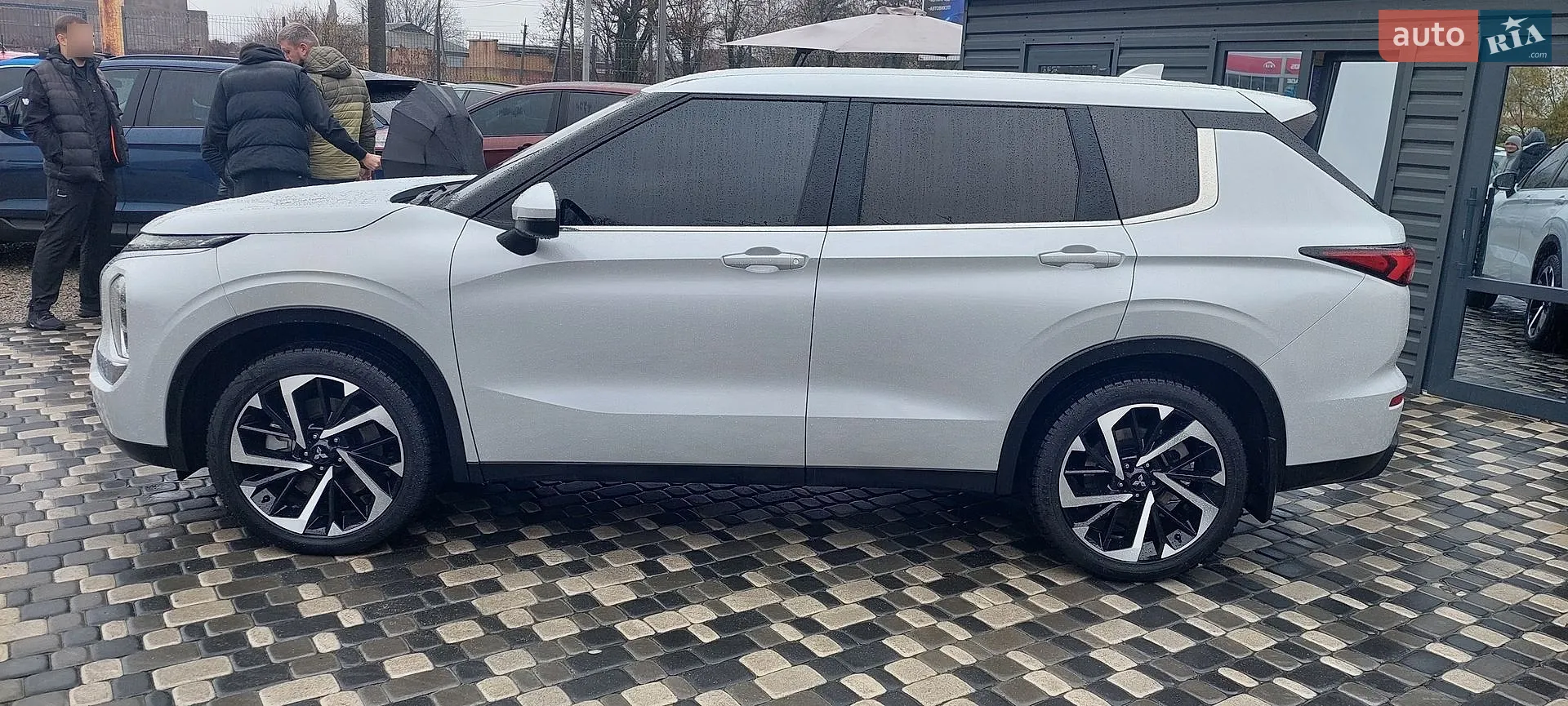 Mitsubishi Outlander, 2021
