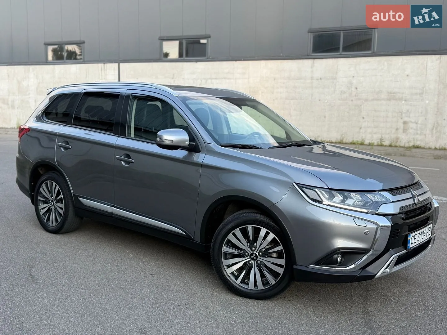 Mitsubishi Outlander, 2021