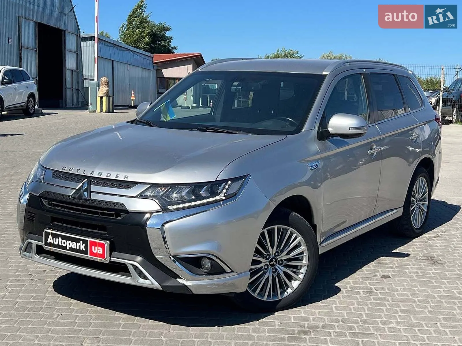 Mitsubishi Outlander, 2019