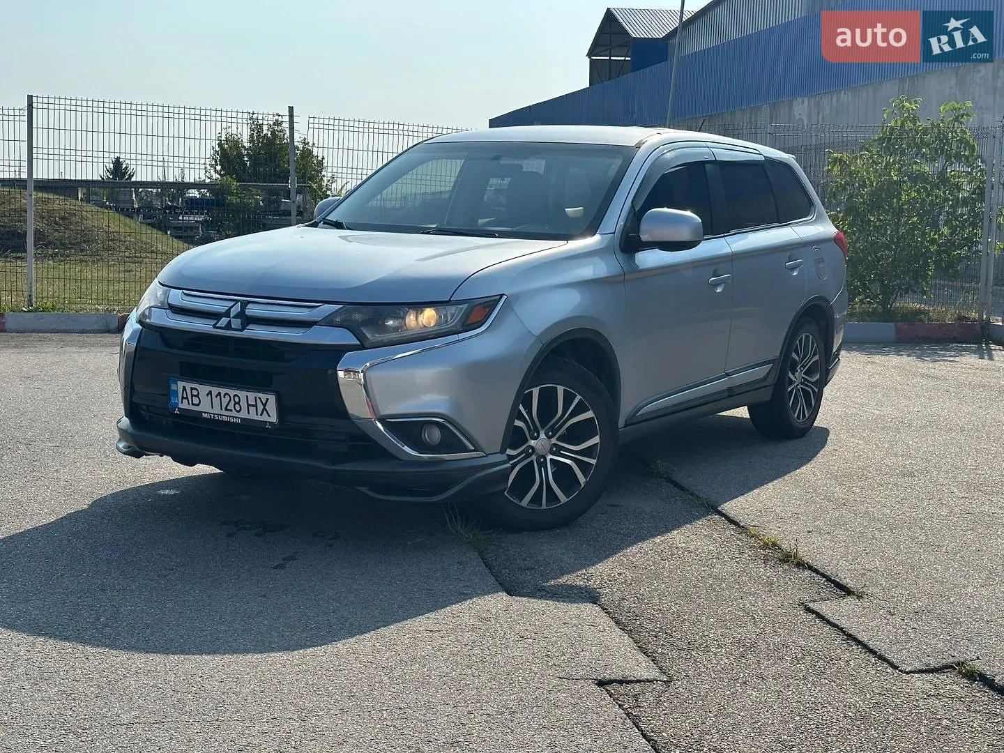 Mitsubishi Outlander, 2016