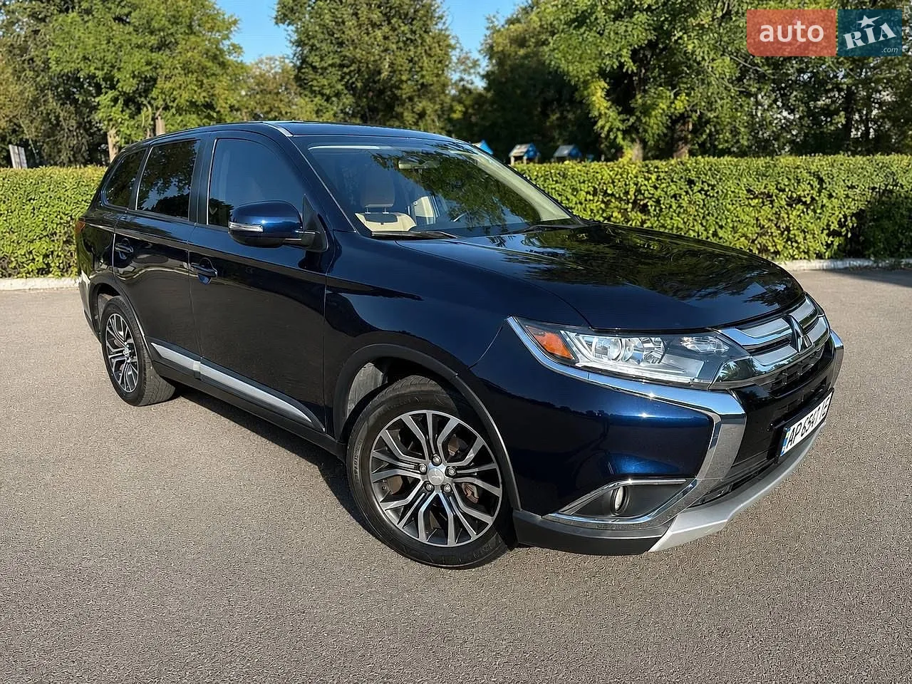 Mitsubishi Outlander, 2016