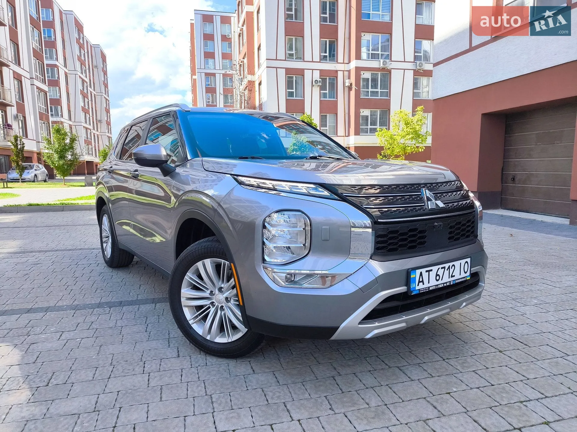 Mitsubishi Outlander, 2021