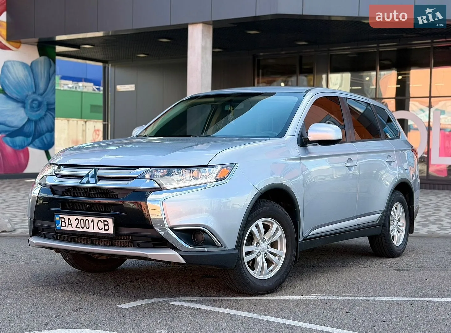 Mitsubishi Outlander, 2015