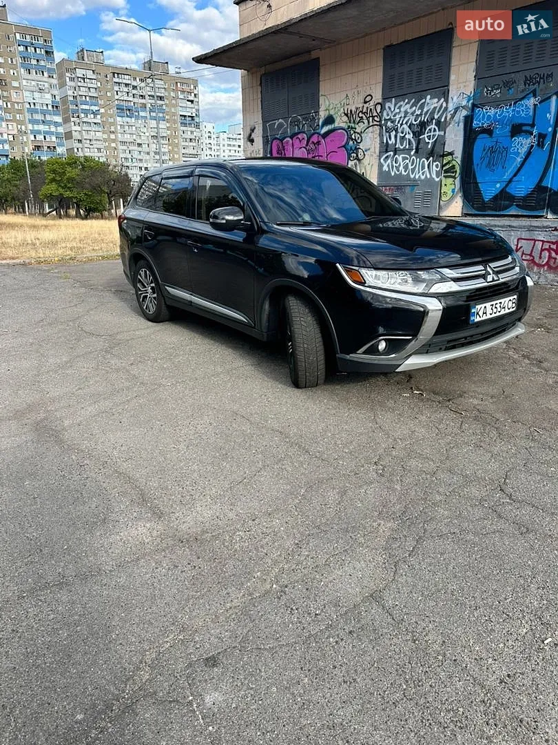 Mitsubishi Outlander, 2017