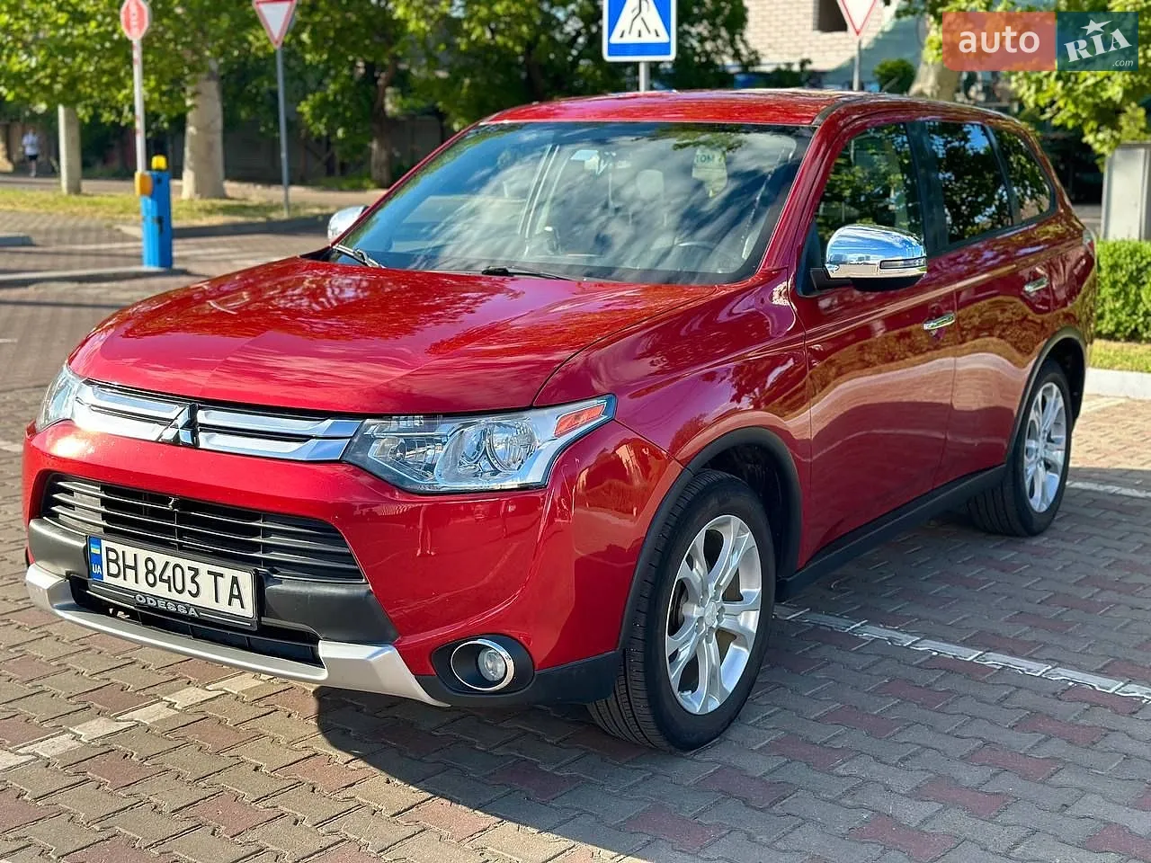 Mitsubishi Outlander, 2014