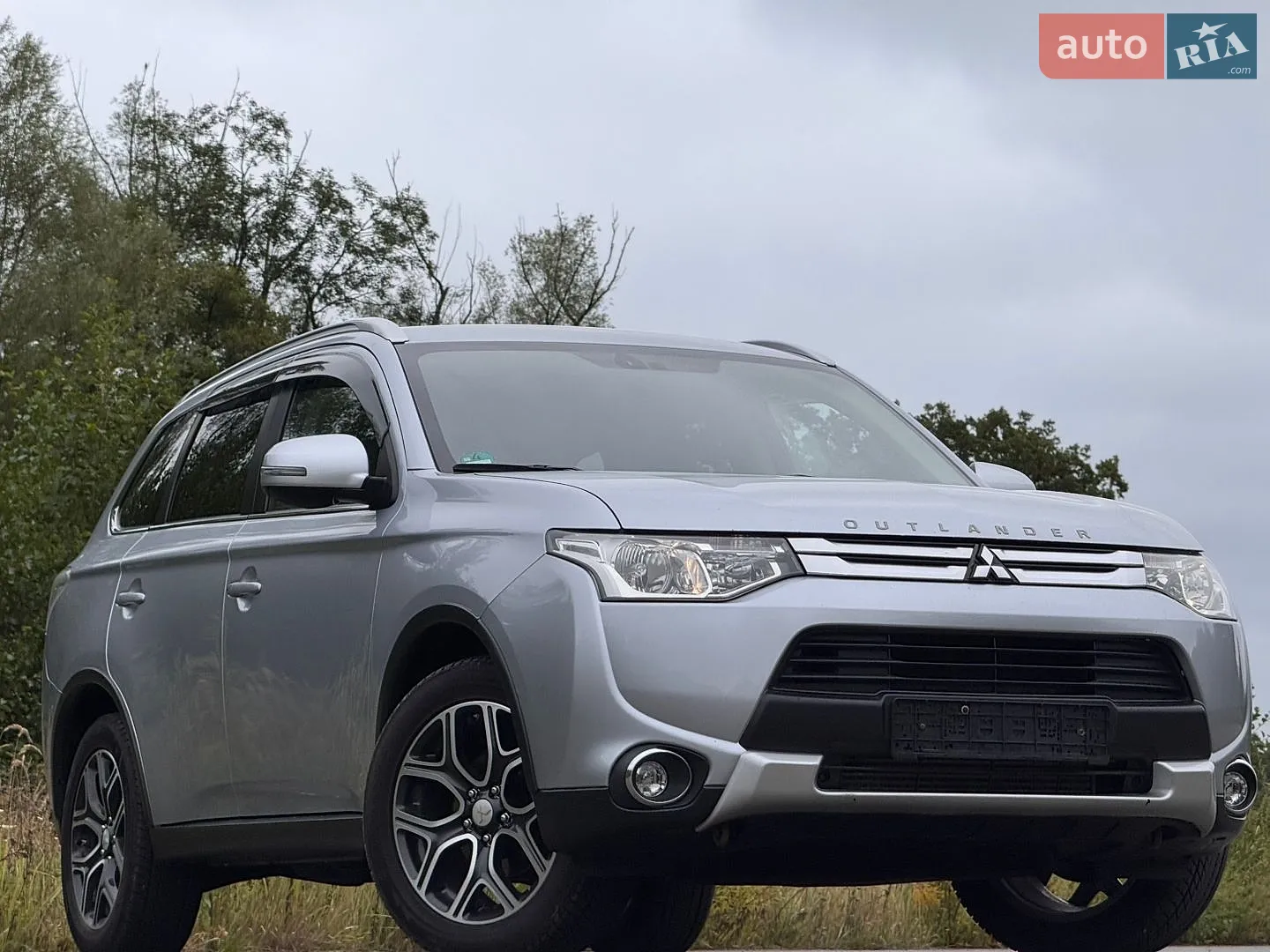 Mitsubishi Outlander, 2015