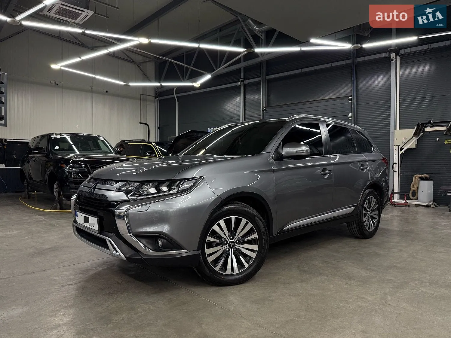 Mitsubishi Outlander, 2021