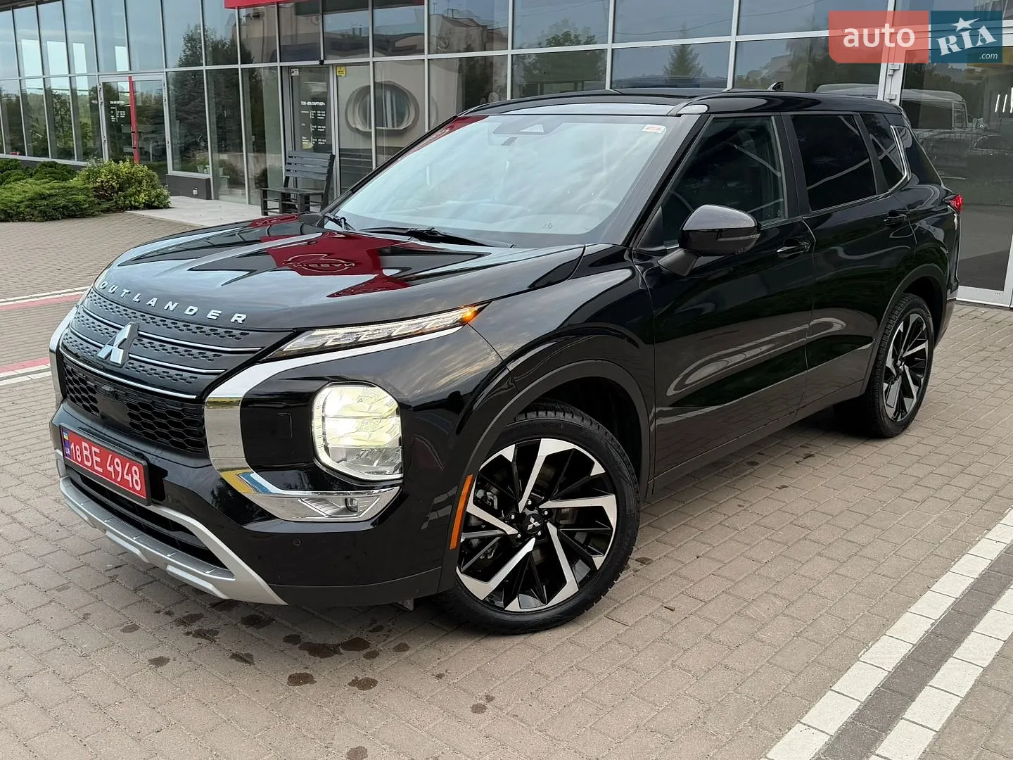 Mitsubishi Outlander, 2024