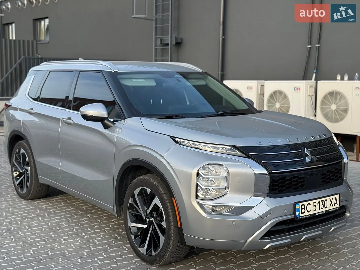 Mitsubishi Outlander, 2022