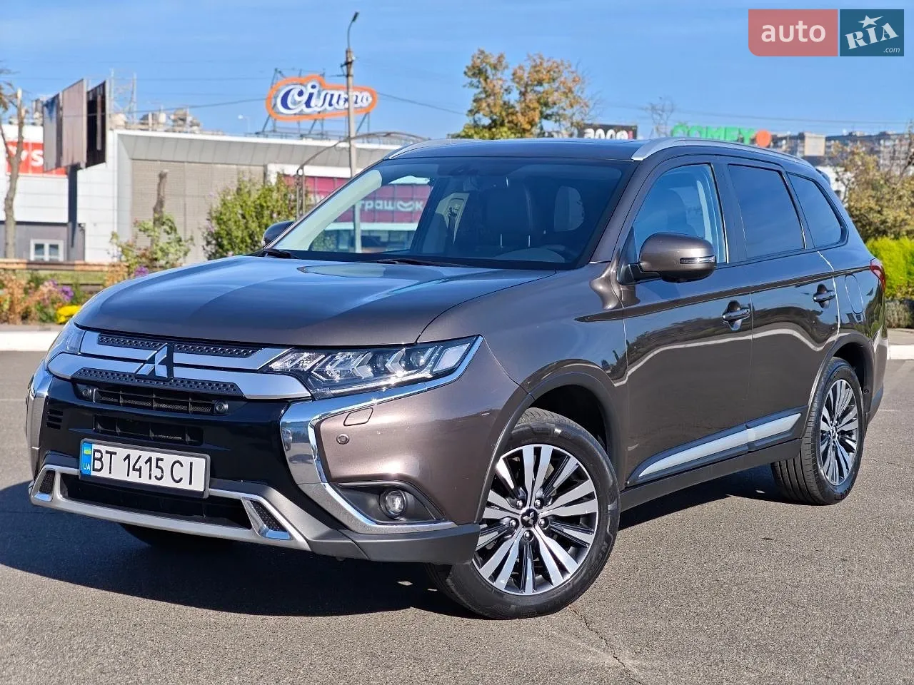 Mitsubishi Outlander, 2020