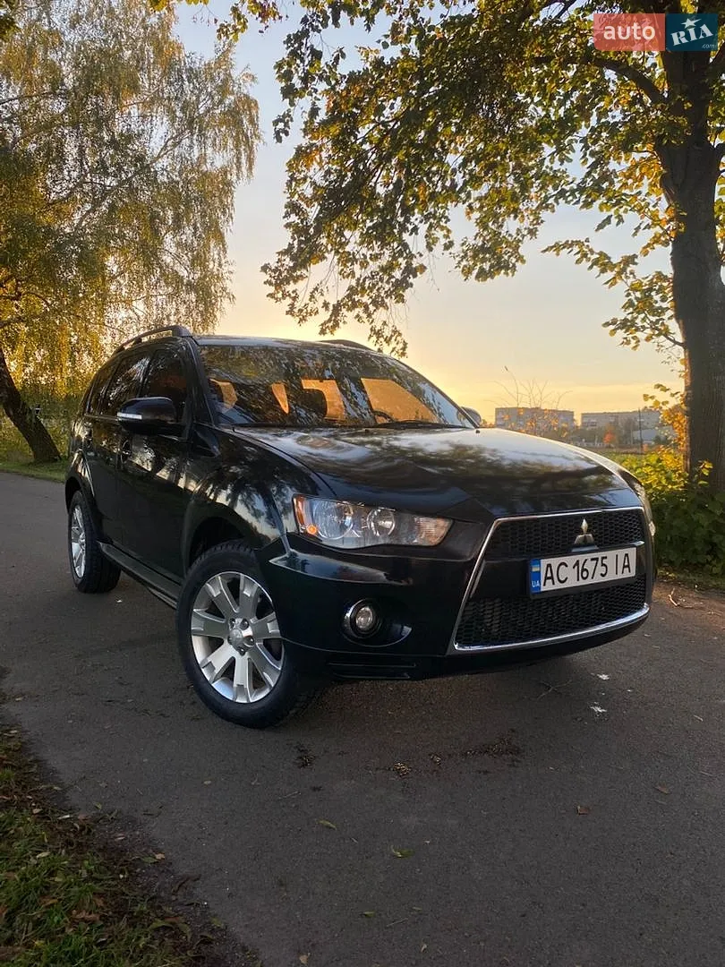 Mitsubishi Outlander, 2011