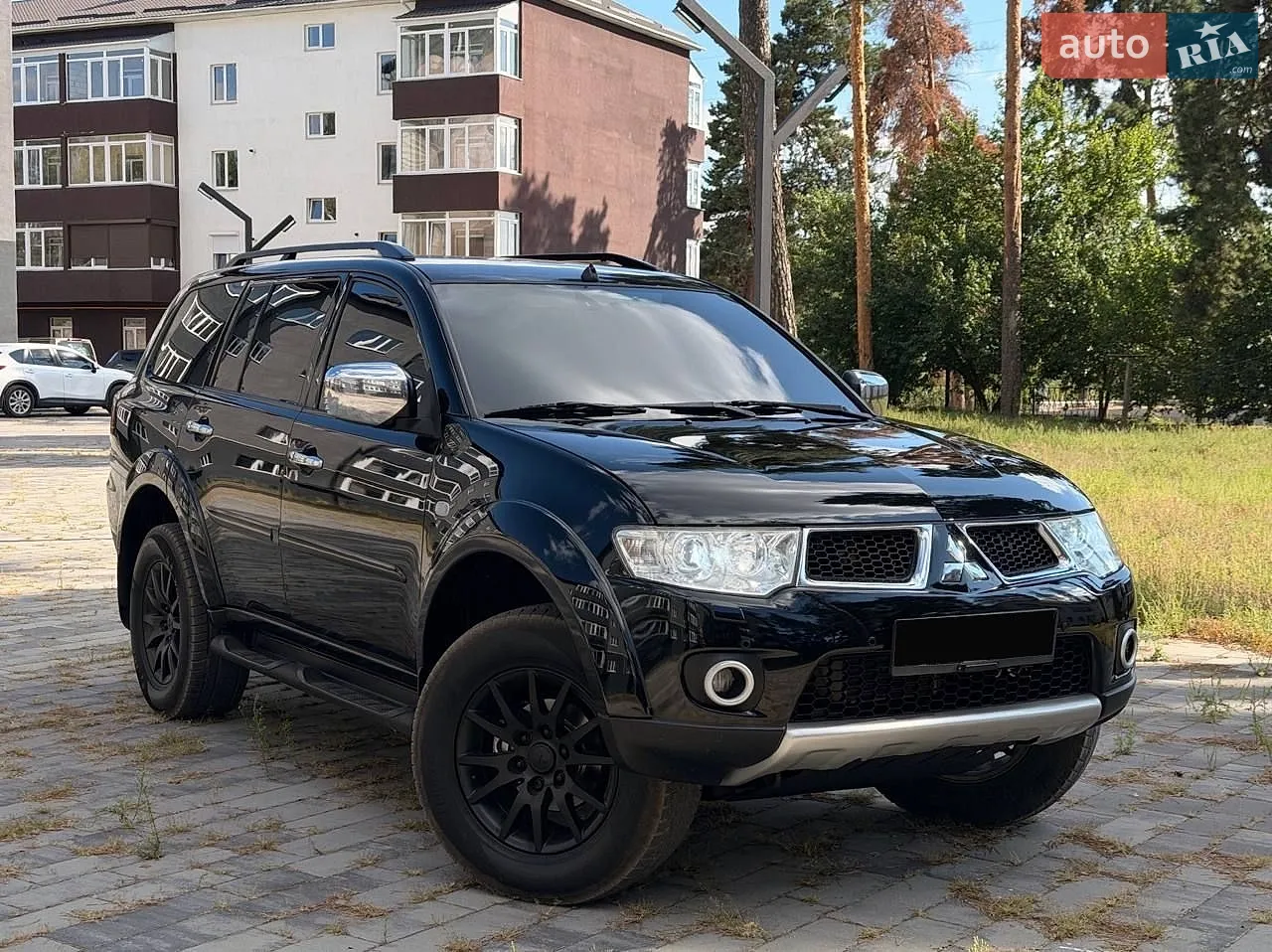 Mitsubishi Pajero Sport, 2011