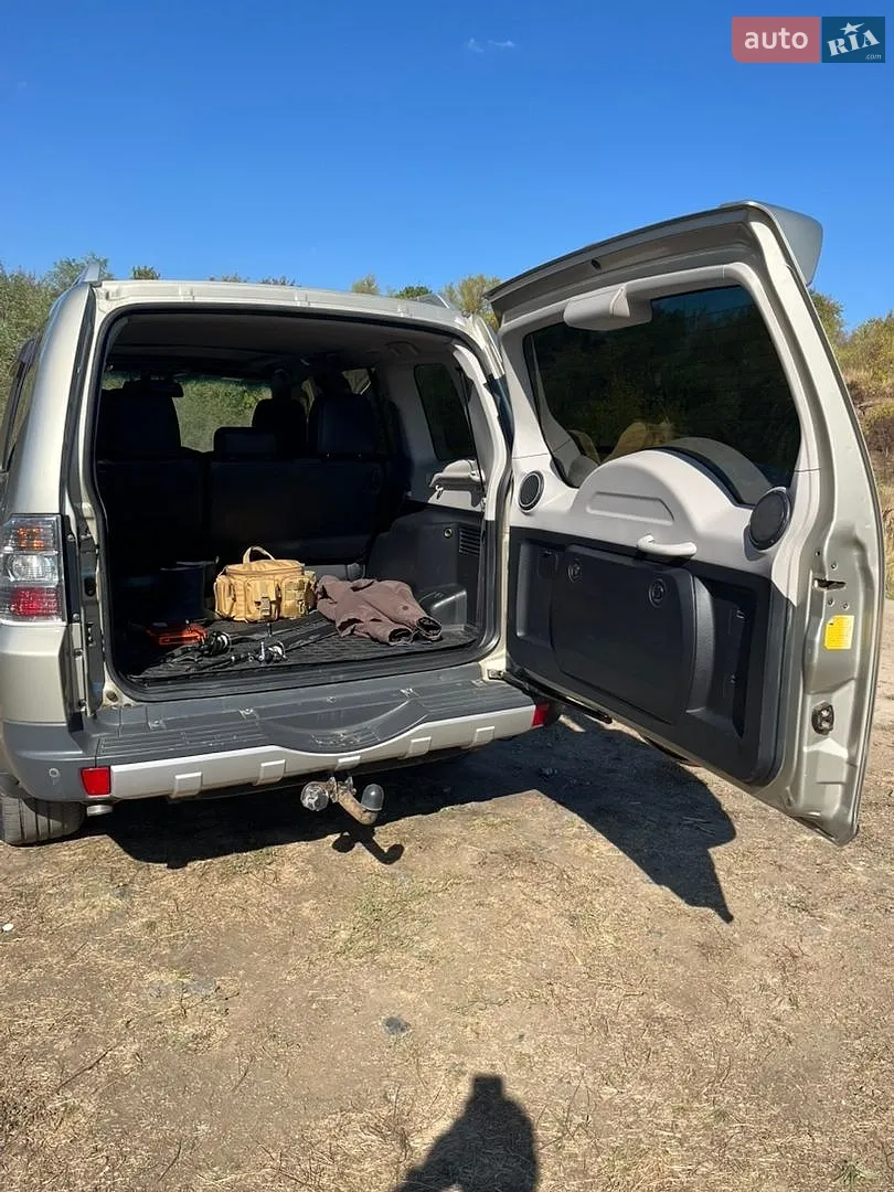 Mitsubishi Pajero Wagon, 2008
