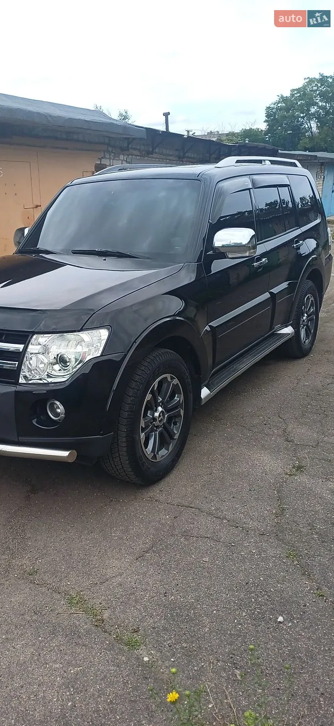 Mitsubishi Pajero Wagon, 2008