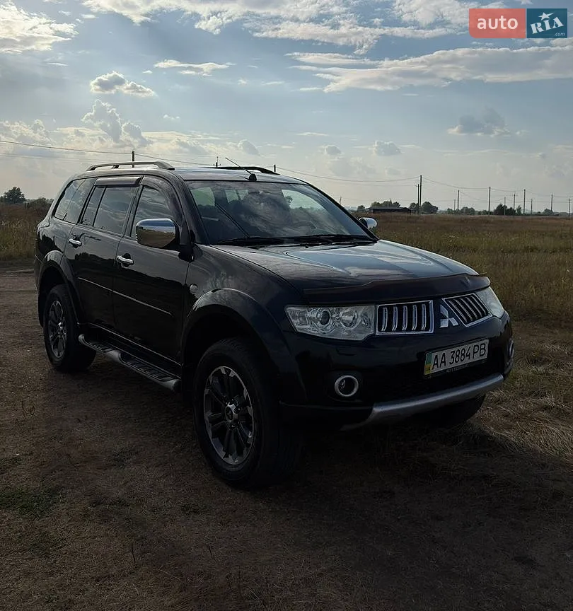 Mitsubishi Pajero, 2012
