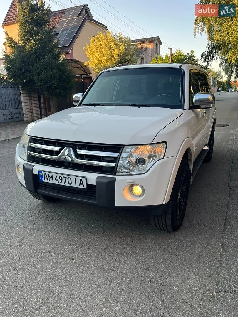 Mitsubishi Pajero, 2008