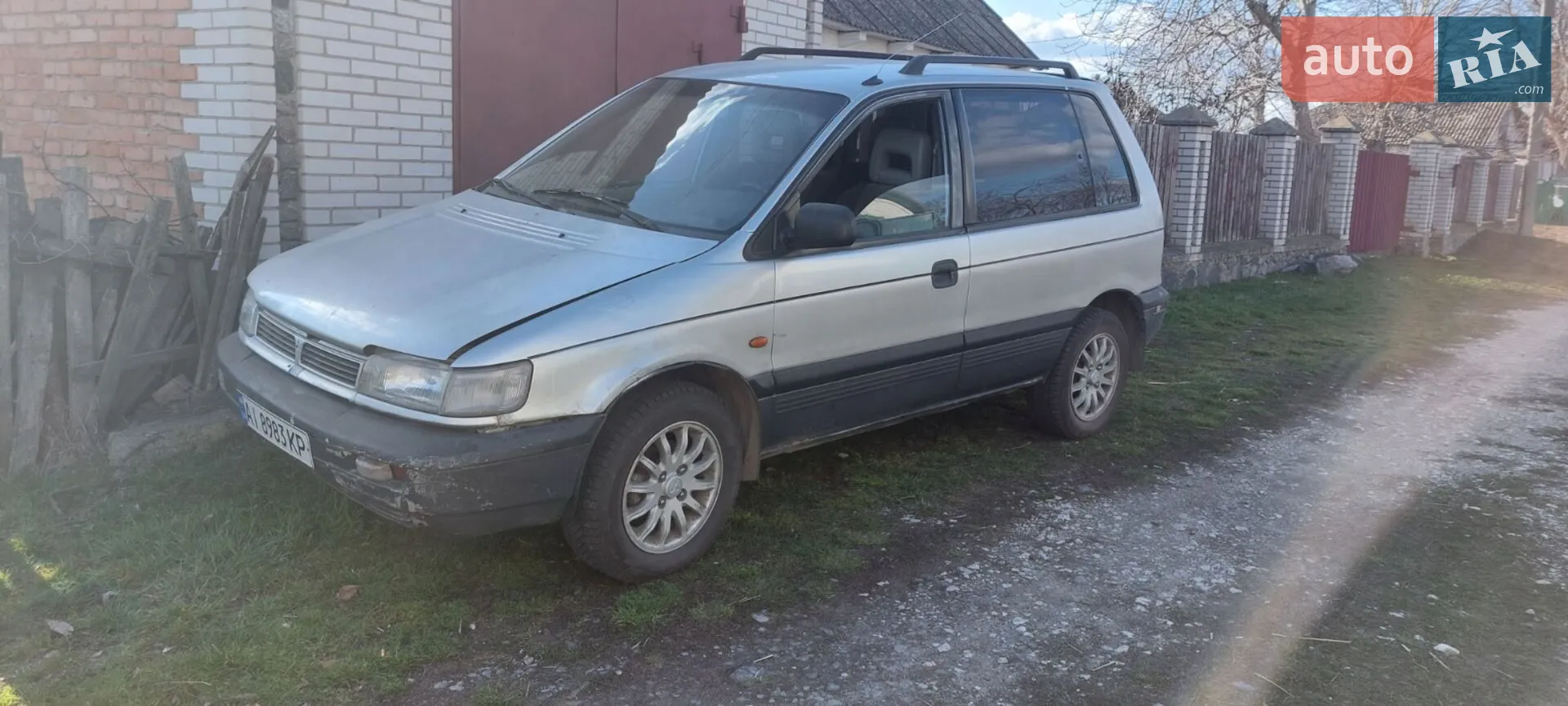 Mitsubishi Space Runner, 1993