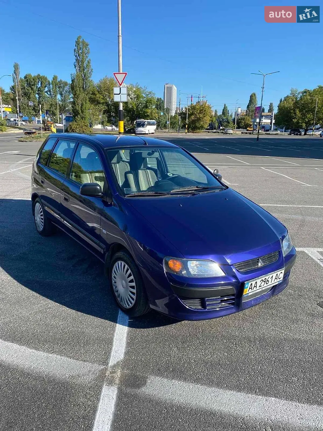 Mitsubishi Space Star, 2004