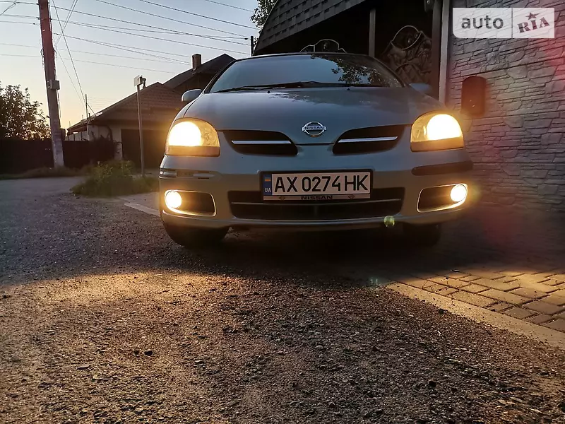 Nissan Almera 2000 — 1