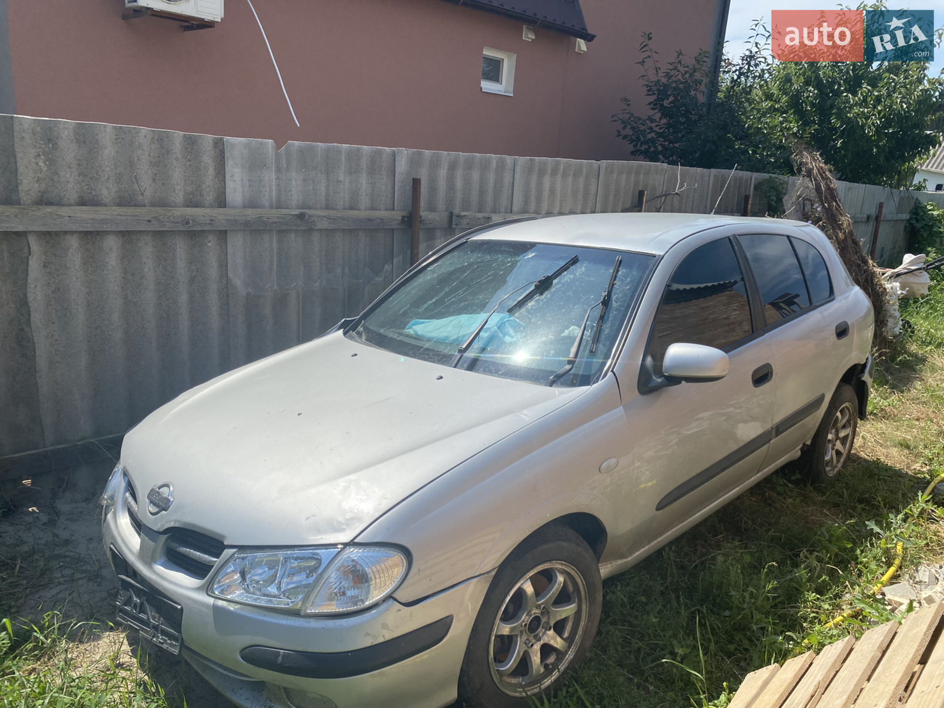 Nissan Almera, 2000