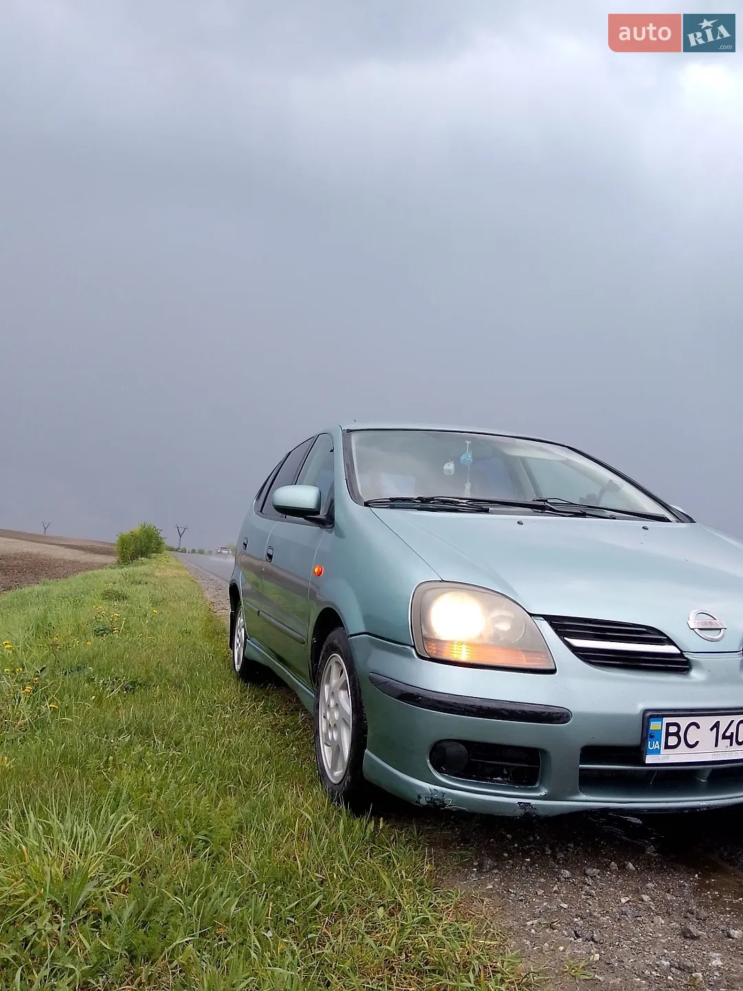 Nissan Almera, 2001