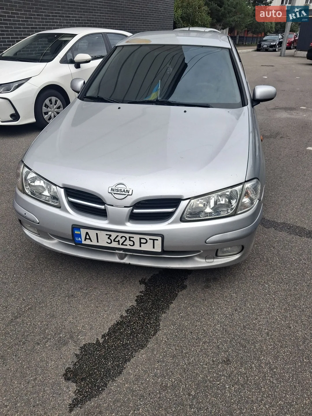Nissan Almera, 2001