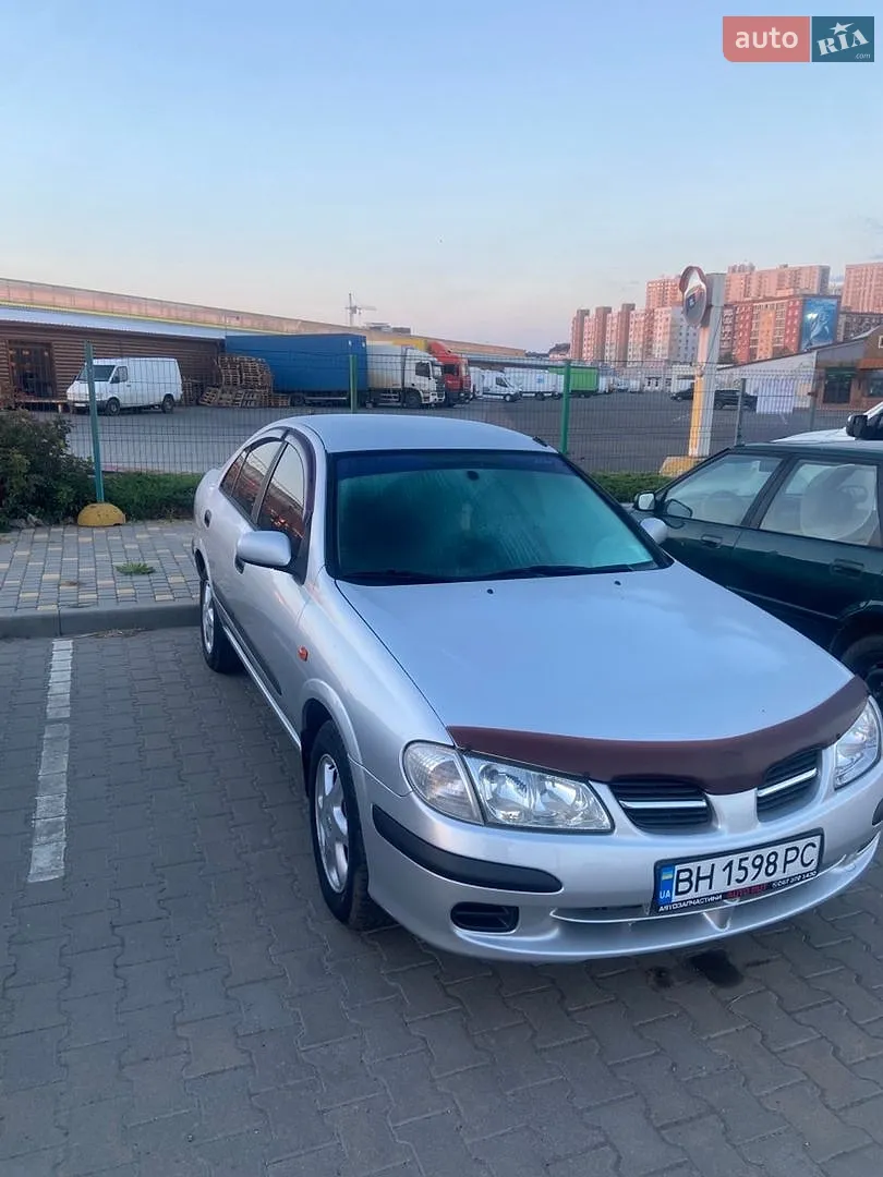 Nissan Almera, 2001