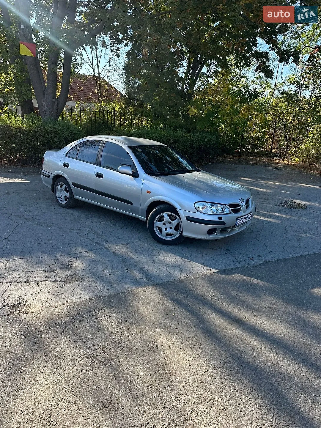 Nissan Almera, 2001
