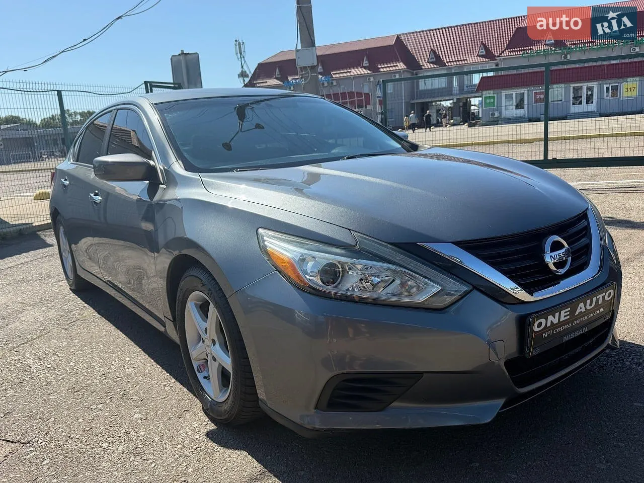 Nissan Altima, 2017
