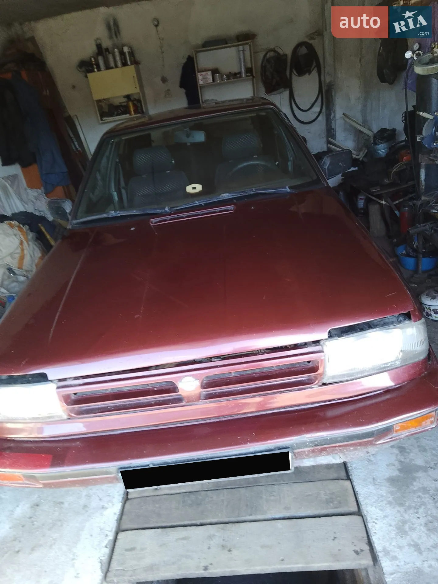 Nissan Bluebird, 1988