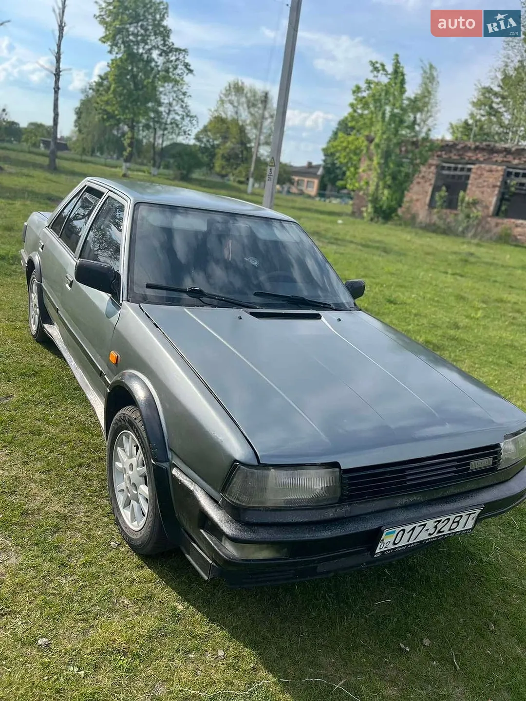 Nissan Bluebird, 1987