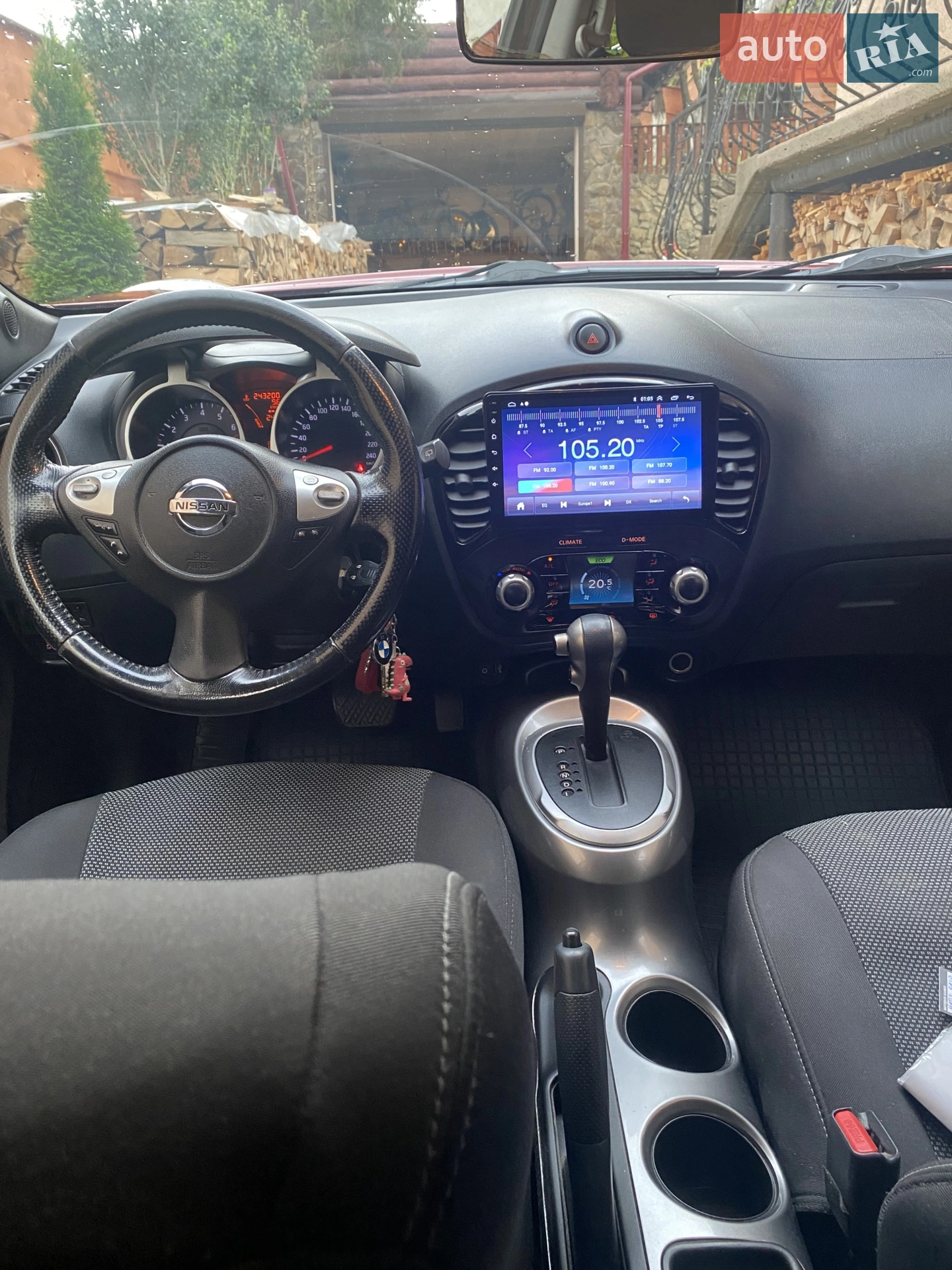 Nissan Juke, 2011
