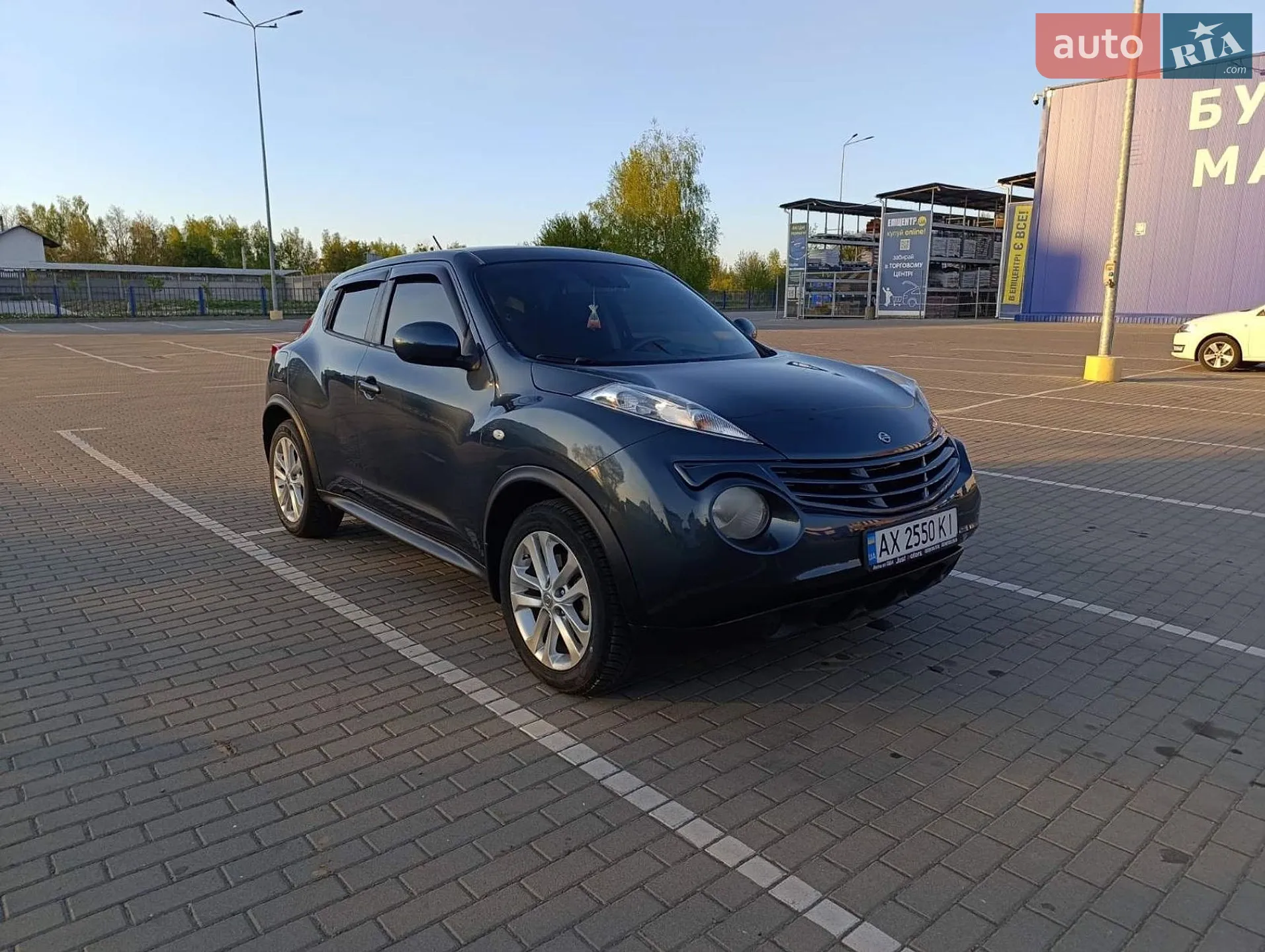 Nissan Juke, 2013