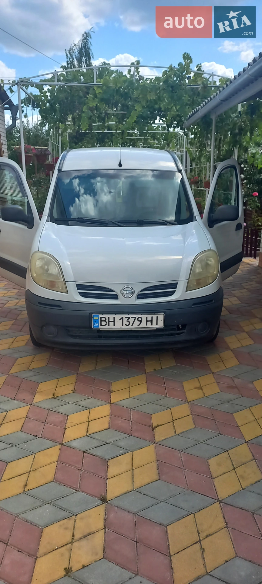 Nissan Kubistar, 2003