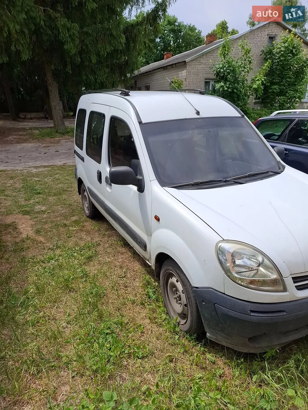 Nissan Kubistar, 2004