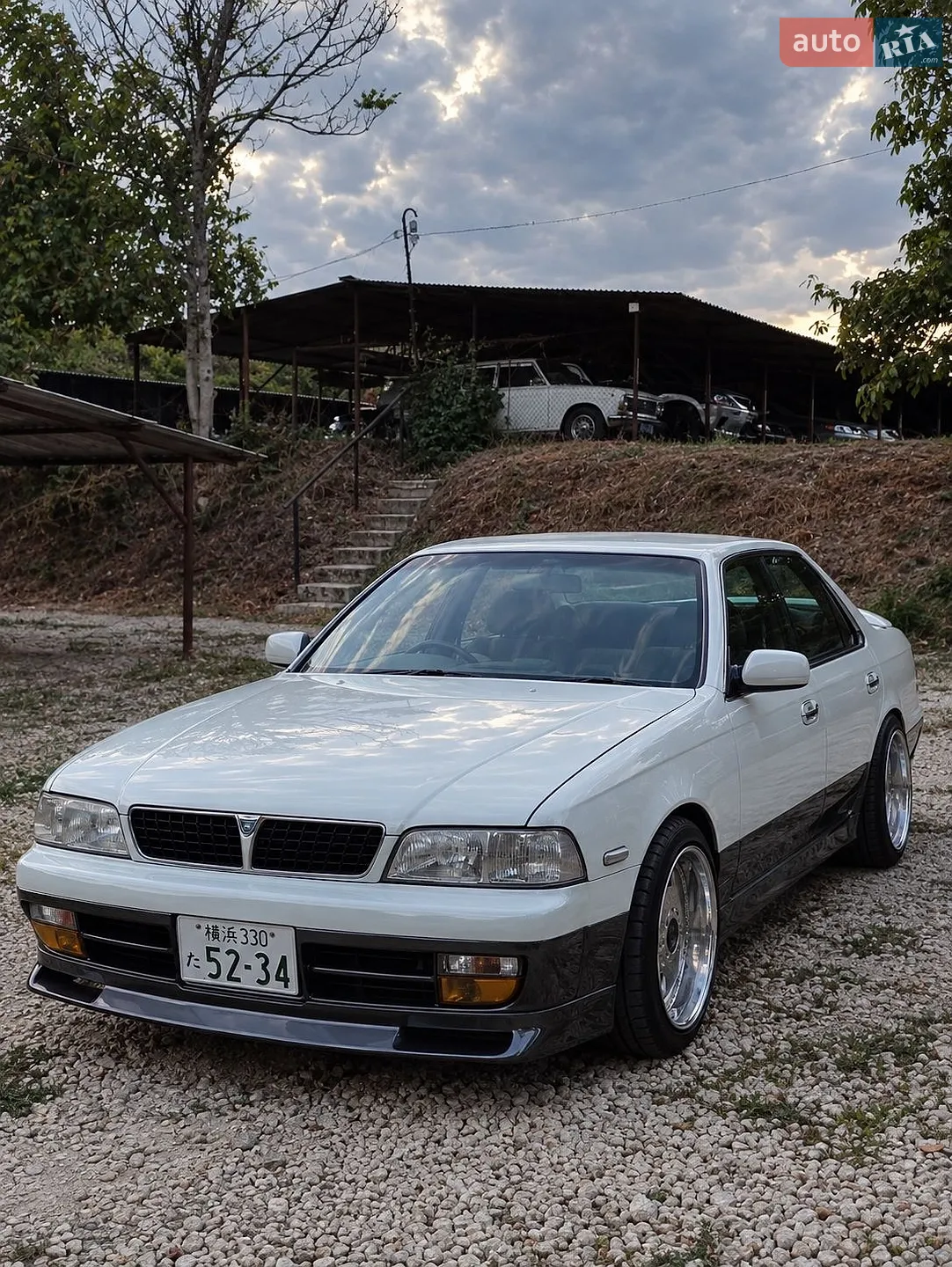 Nissan Laurel, 1995